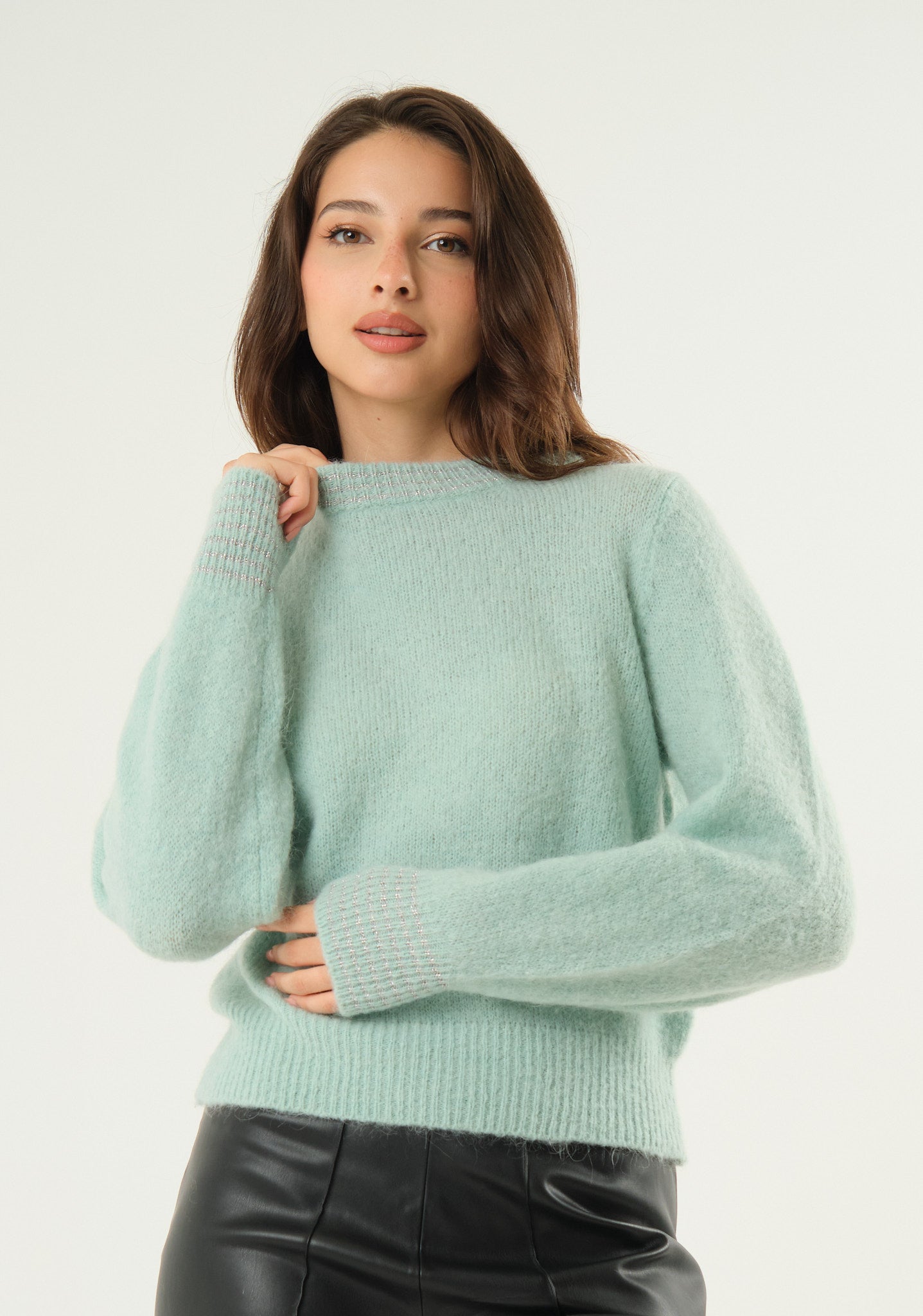 Maglia in lana profili in filo lurex
