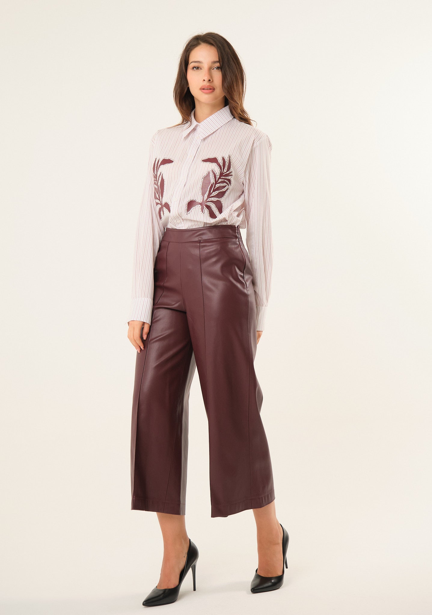 Pantalone palazzo 7/8 in ecopelle