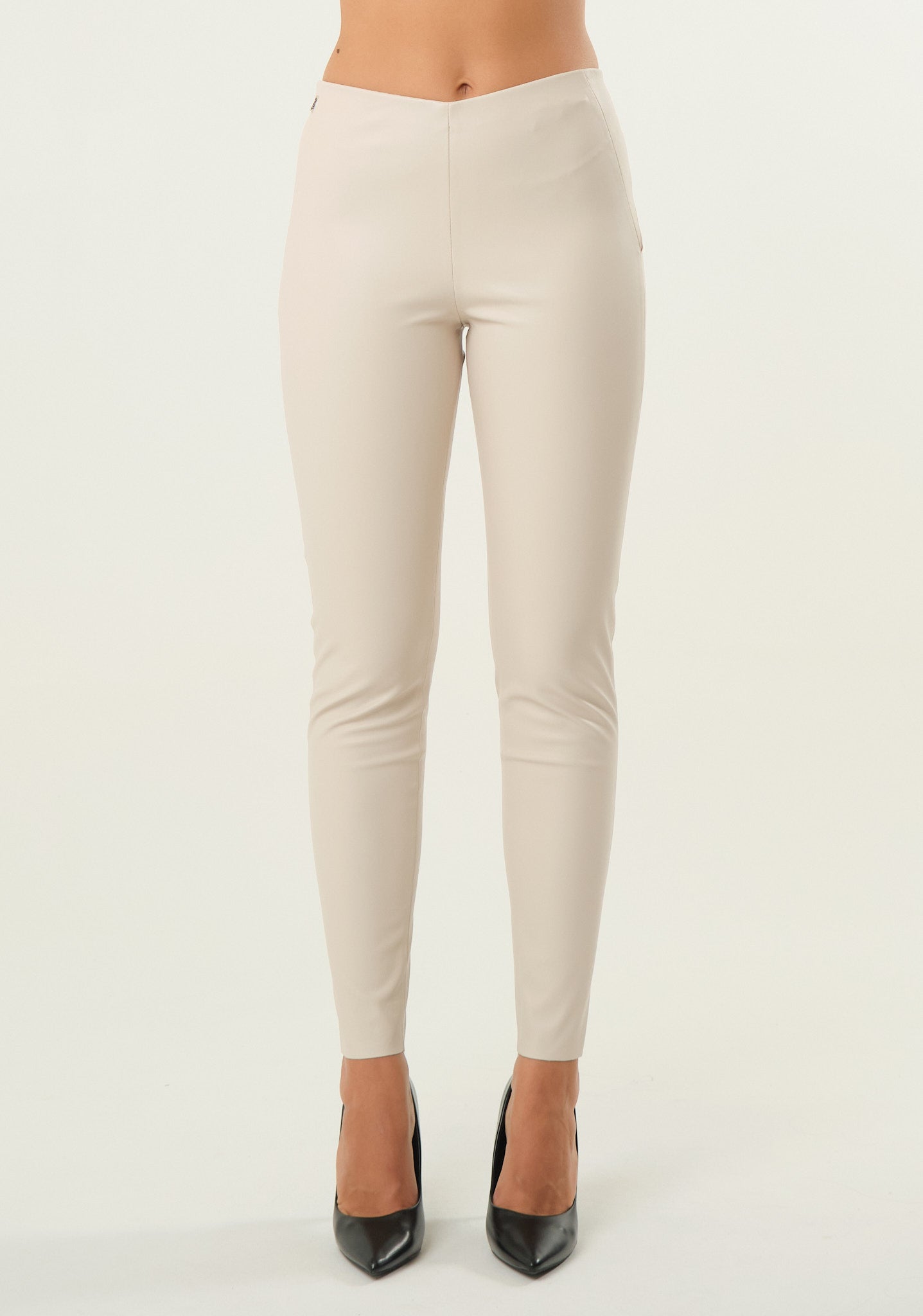 Pantalone effetto seconda pelle