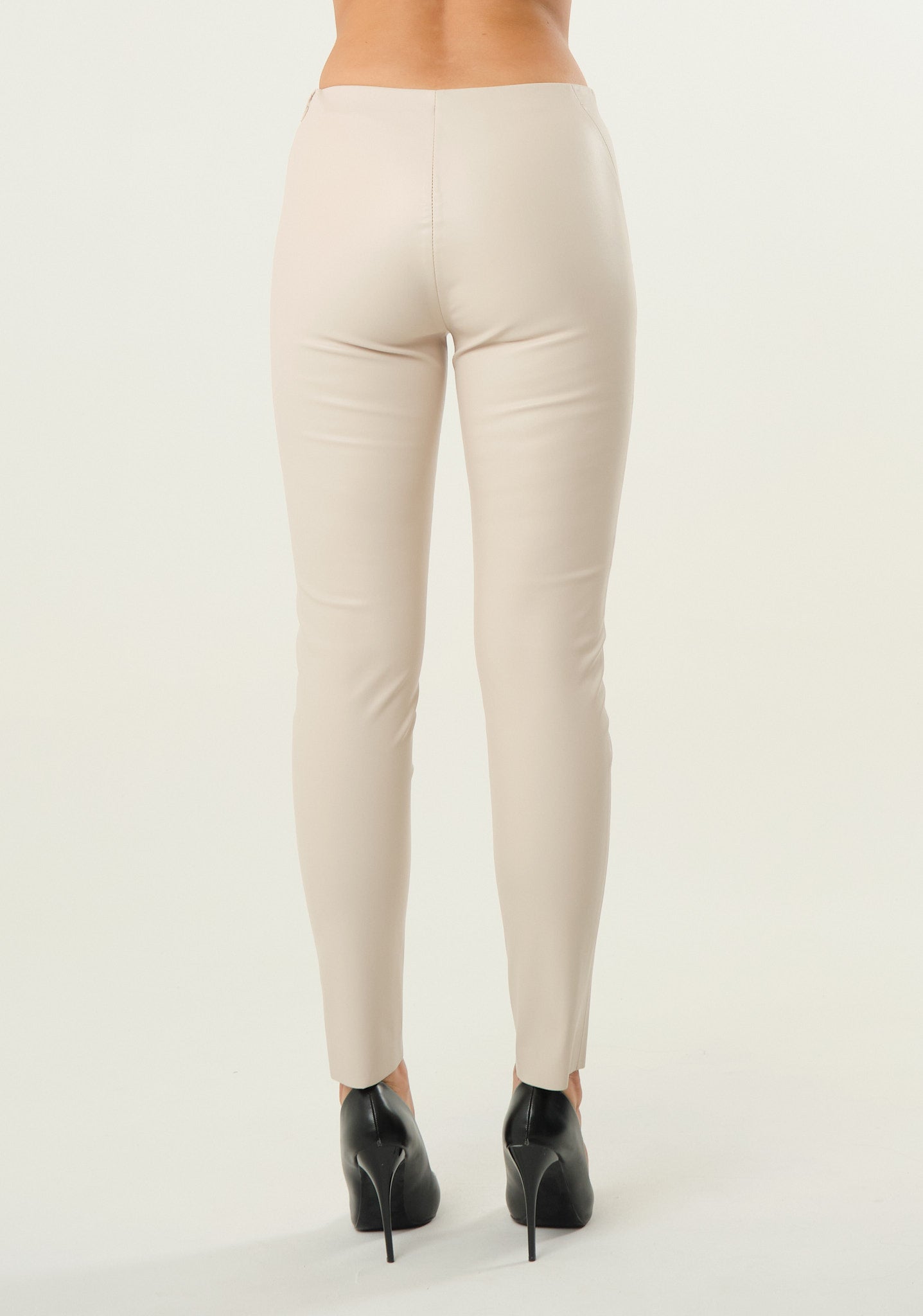 Pantalone effetto seconda pelle