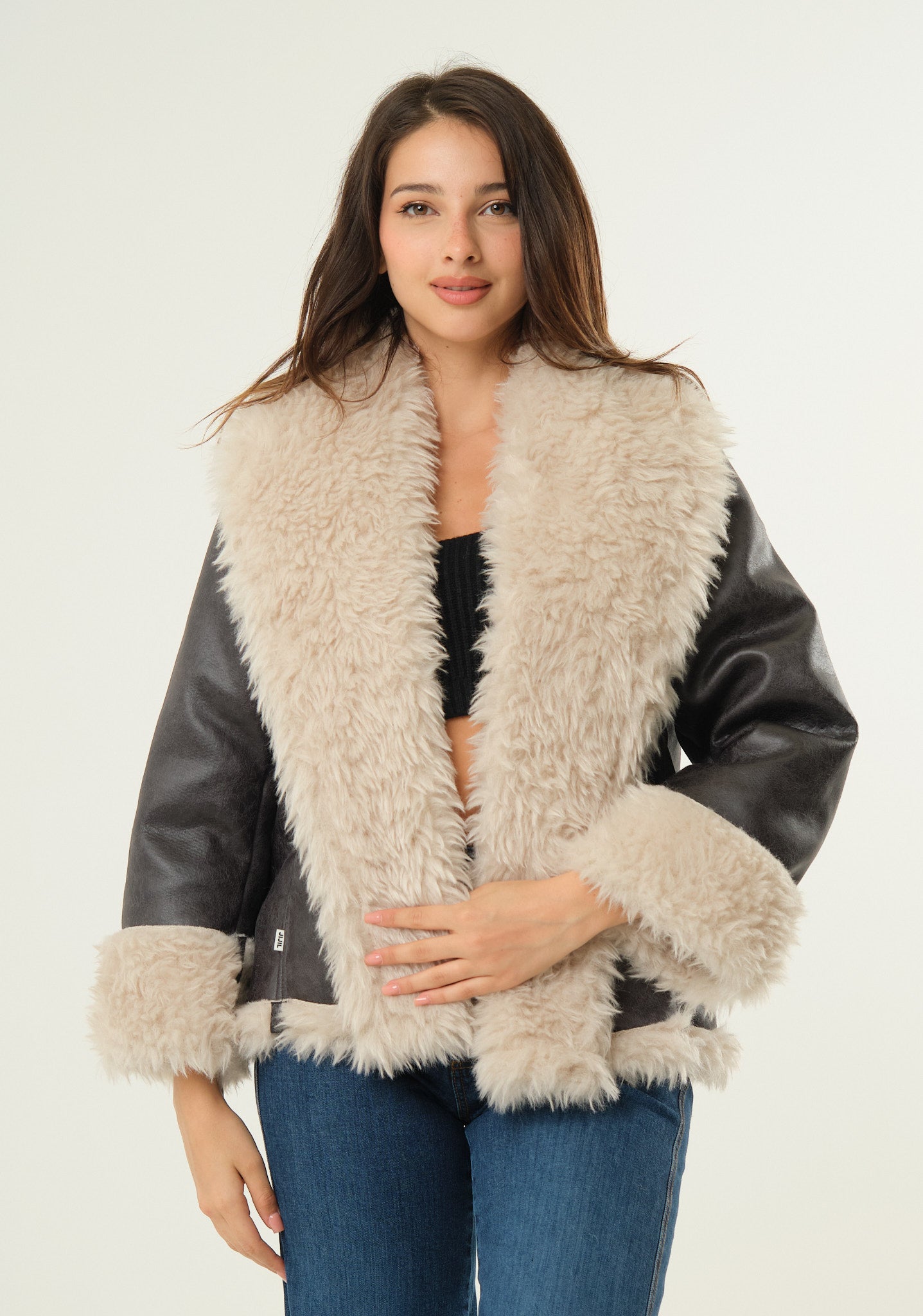 Cappotto corto con interno in teddy