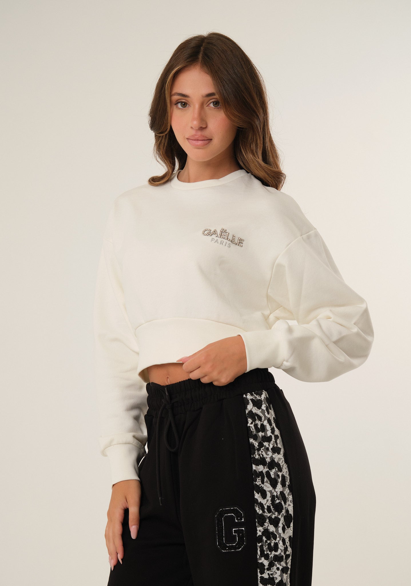 Felpa crop con logo gioiello