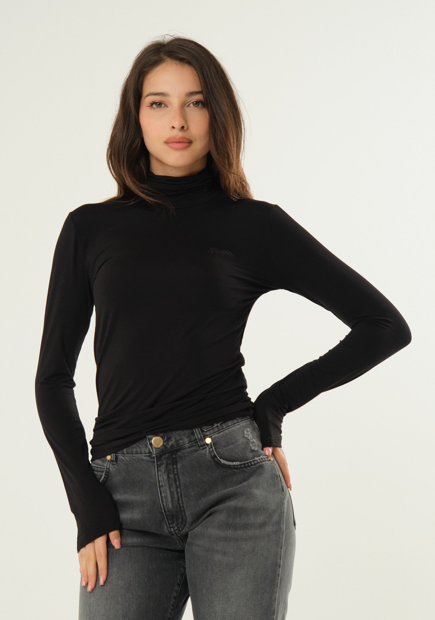 Maglia aderente a collo alto