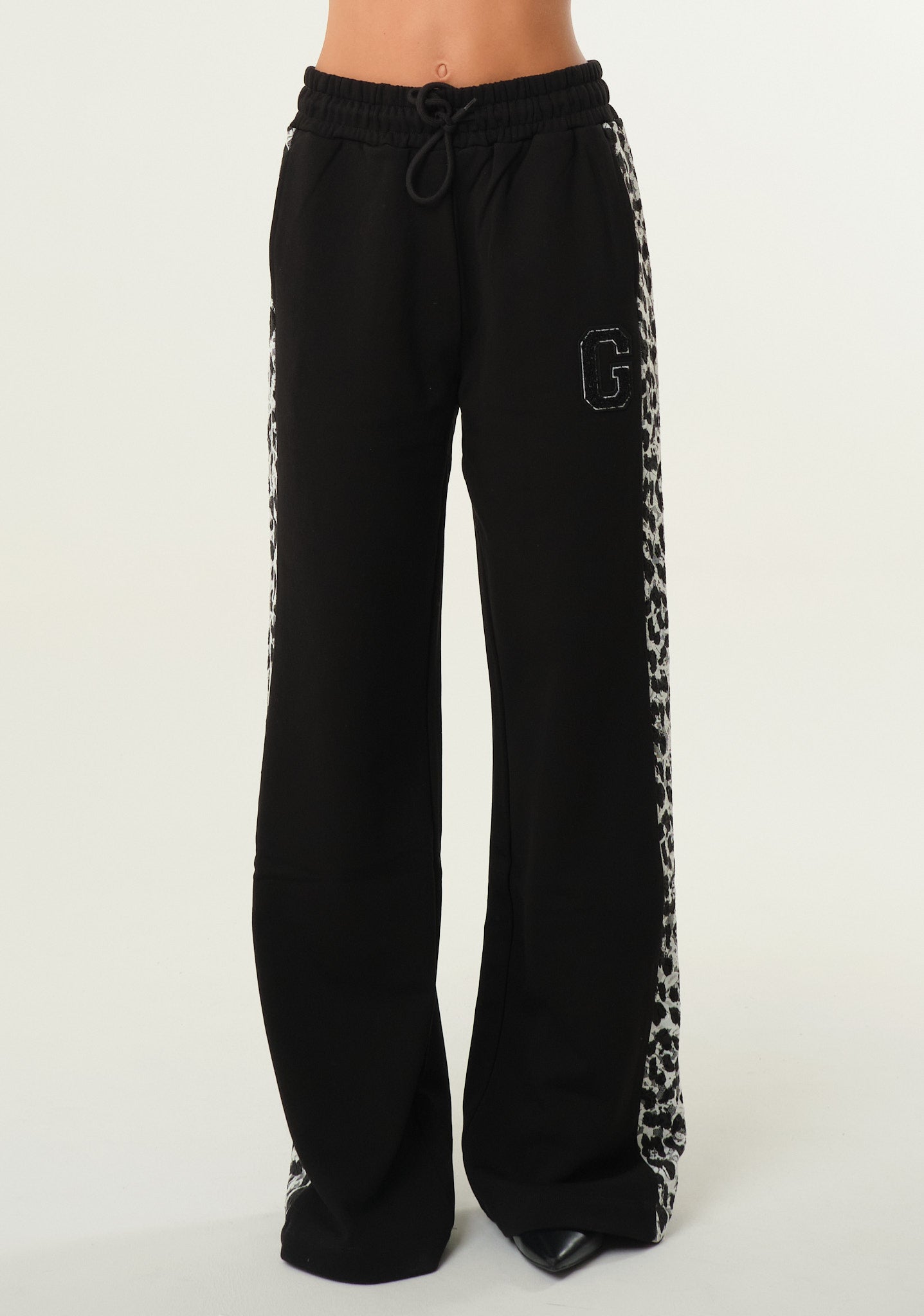 Pantaloni in felpa con inserto in pizzo