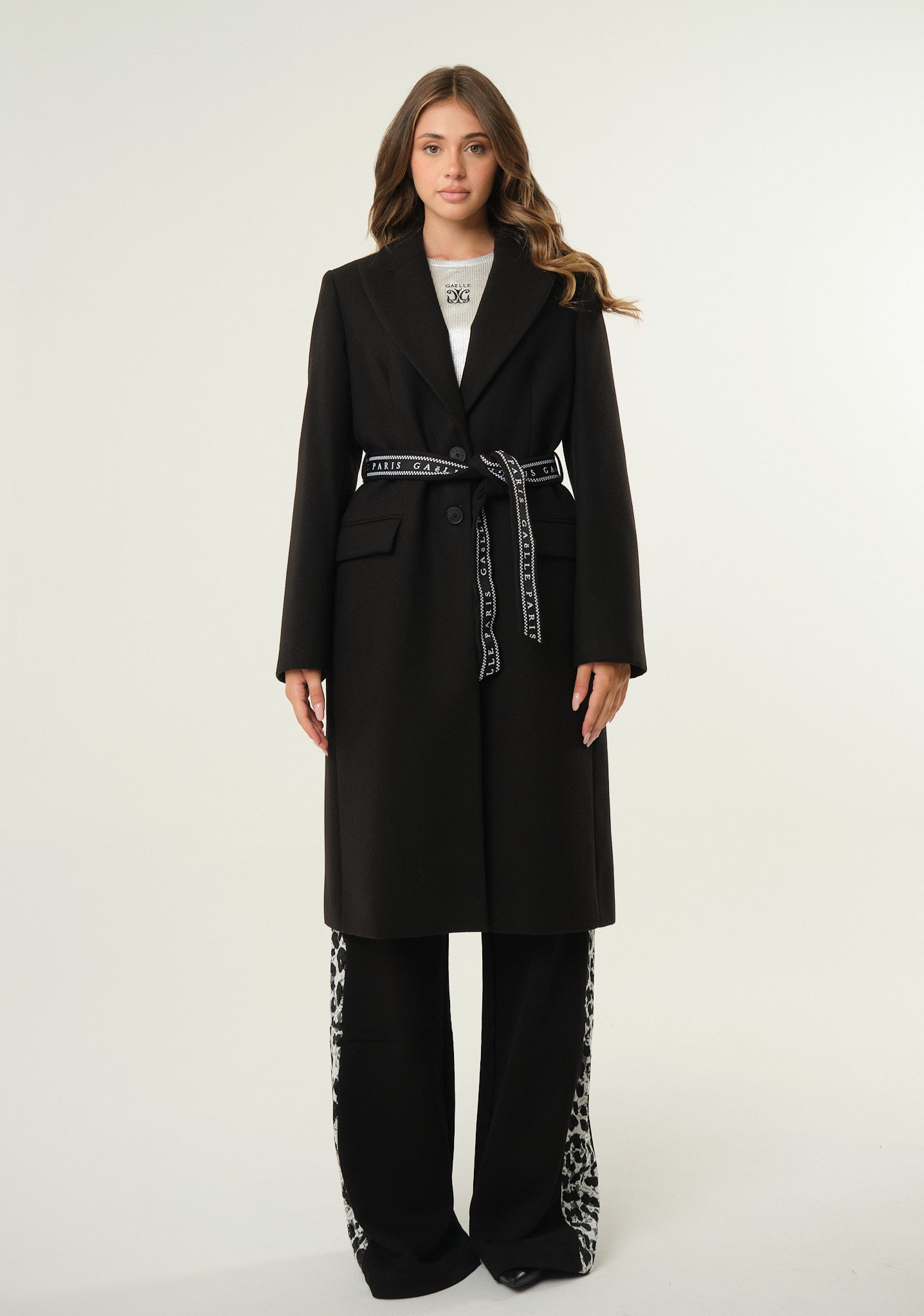 Cappotto monopetto con cintura logata