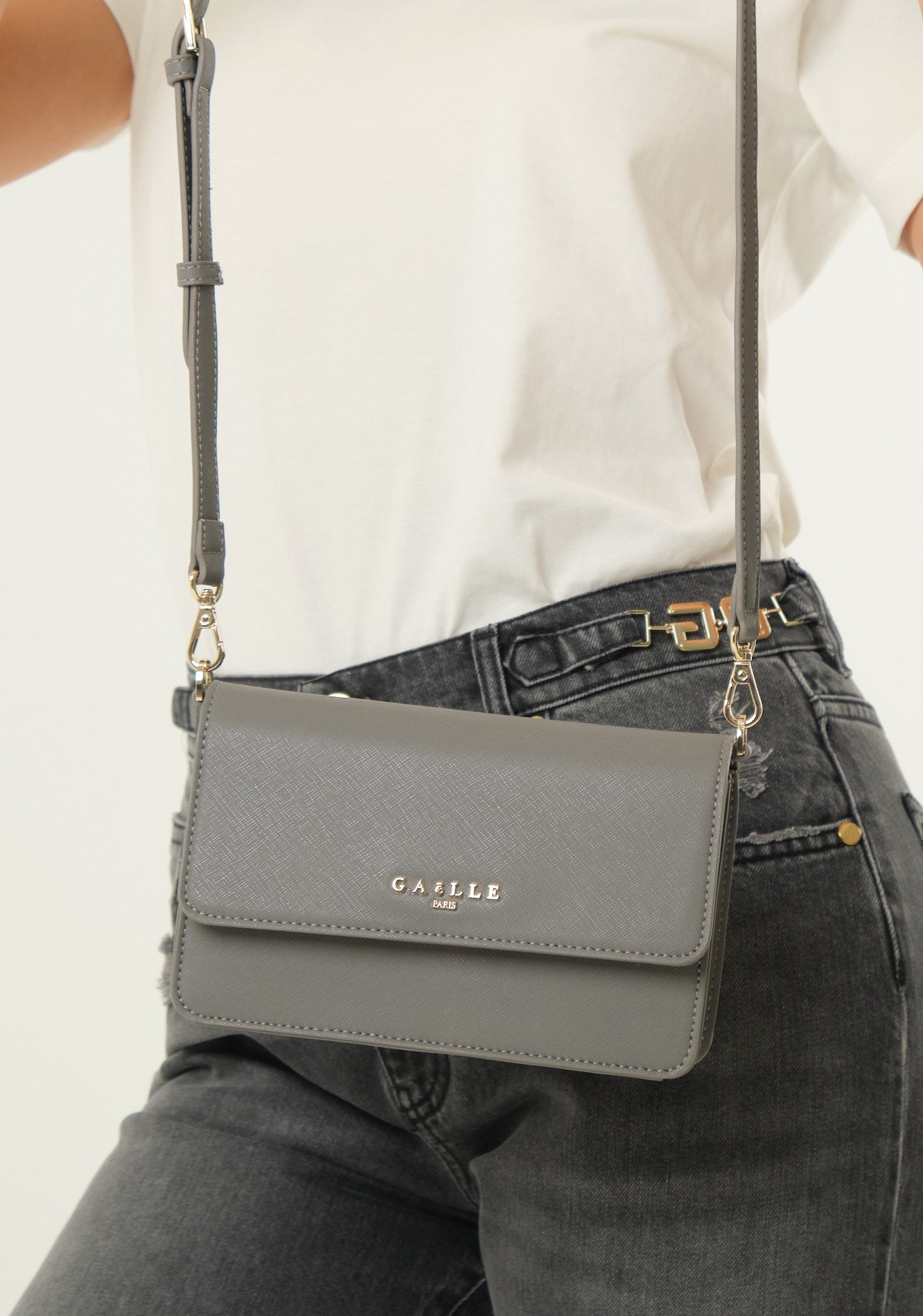 Borsa midi a tracolla con patta