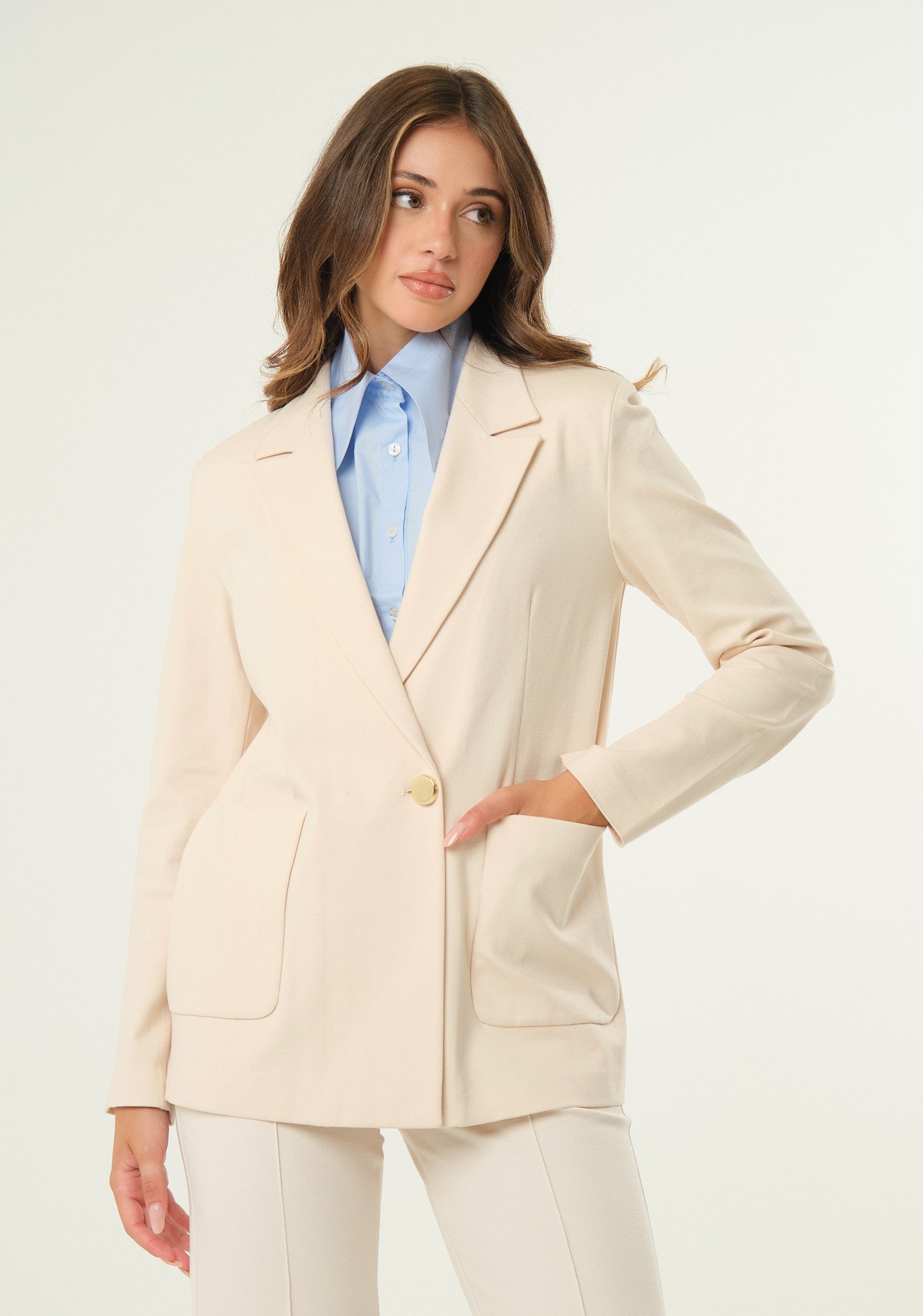 Collo a camicia removibile