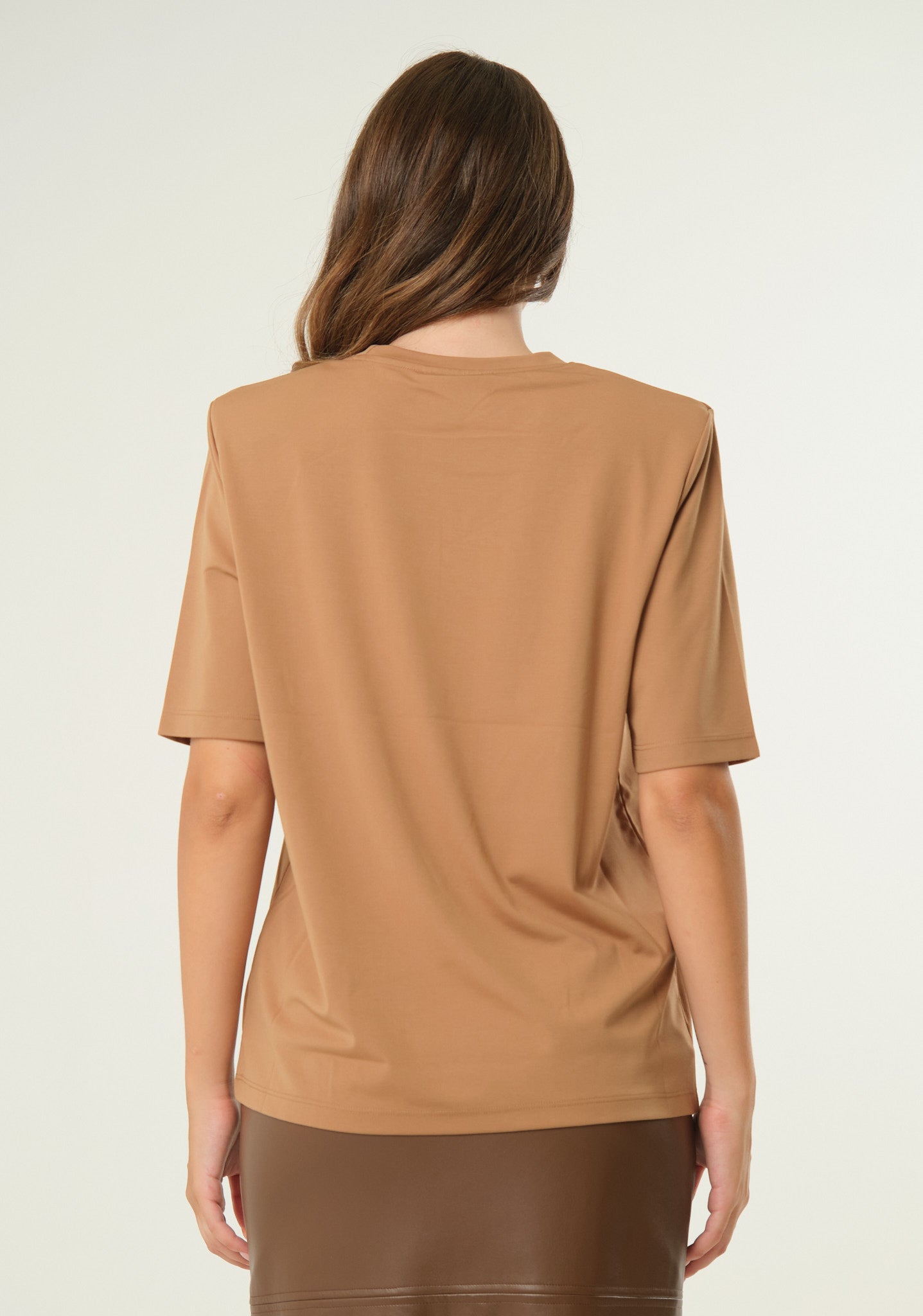 T-shirt in jersey con spalline