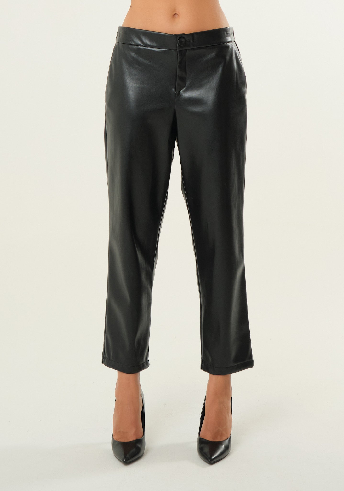 Pantaloni in ecopelle