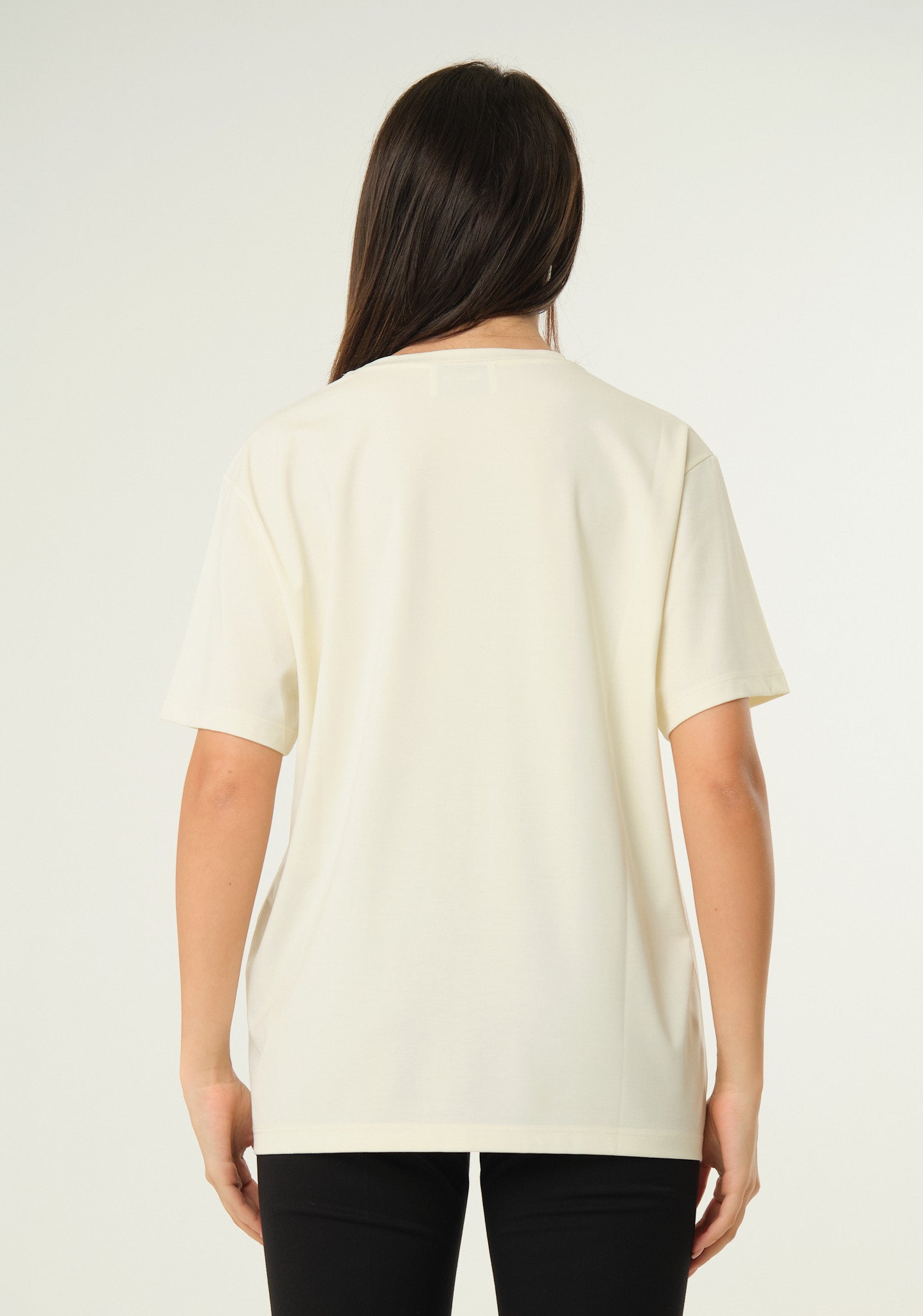T-shirt in jersey con spilla removibile