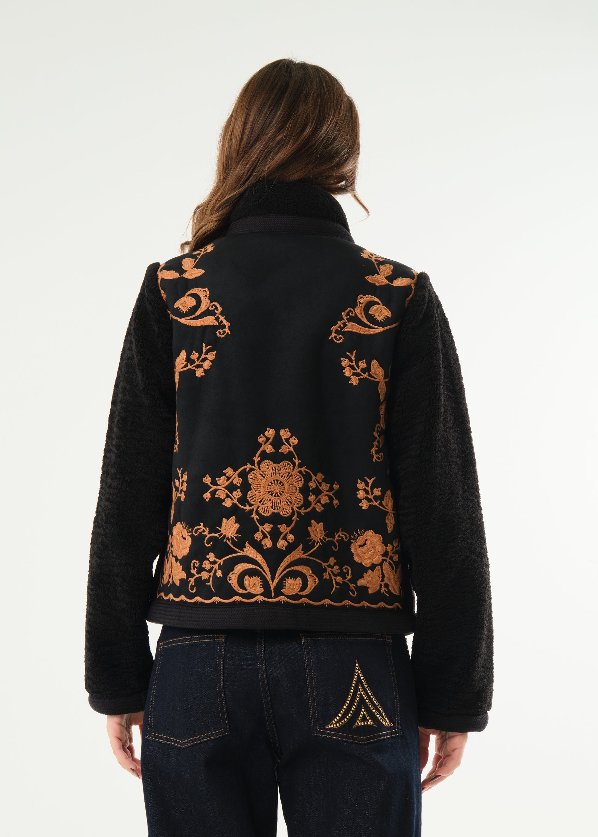 Giubbino con ricami