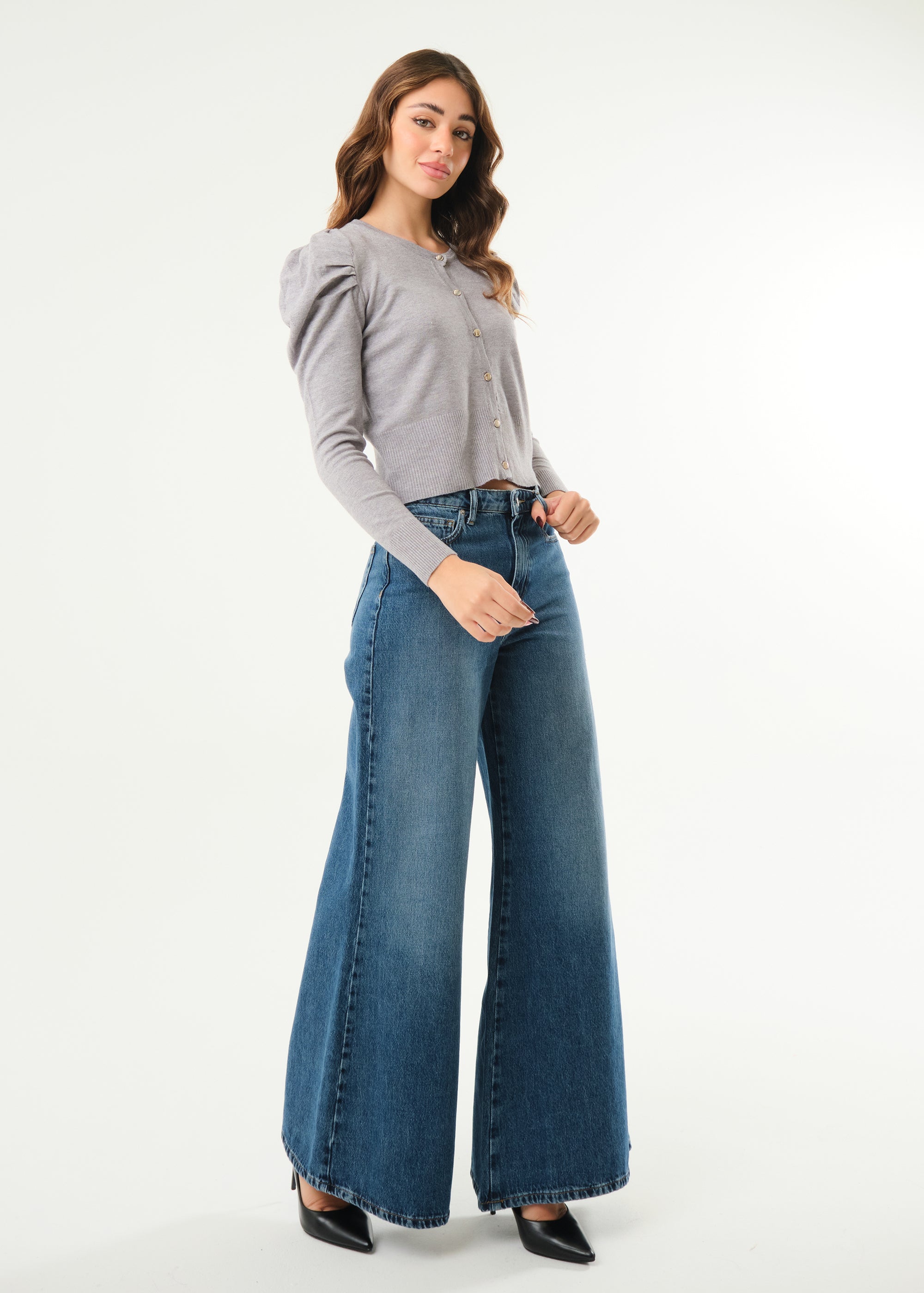 Cardigan con maniche a sbuffo