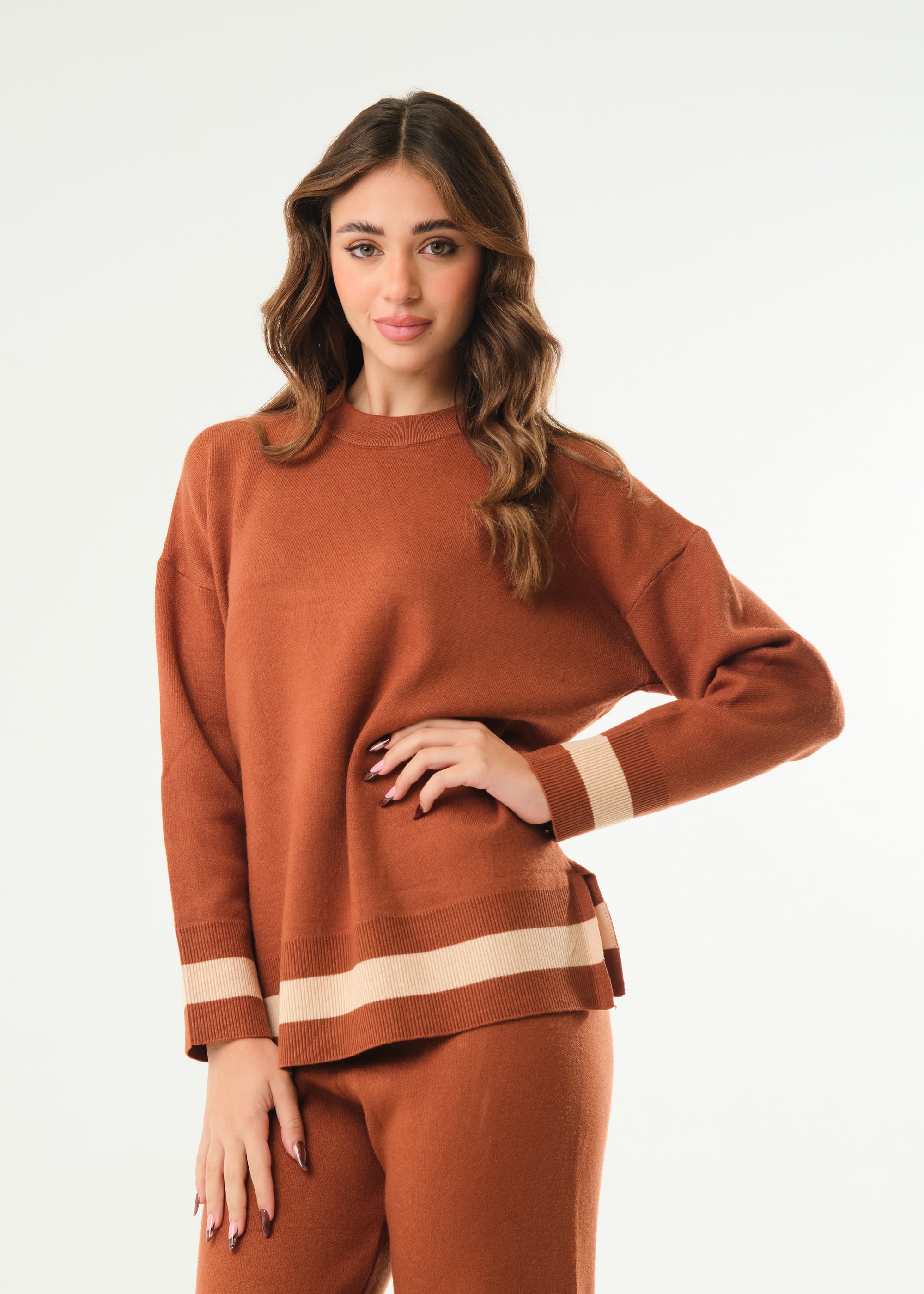 Maglia con profili a contrasto