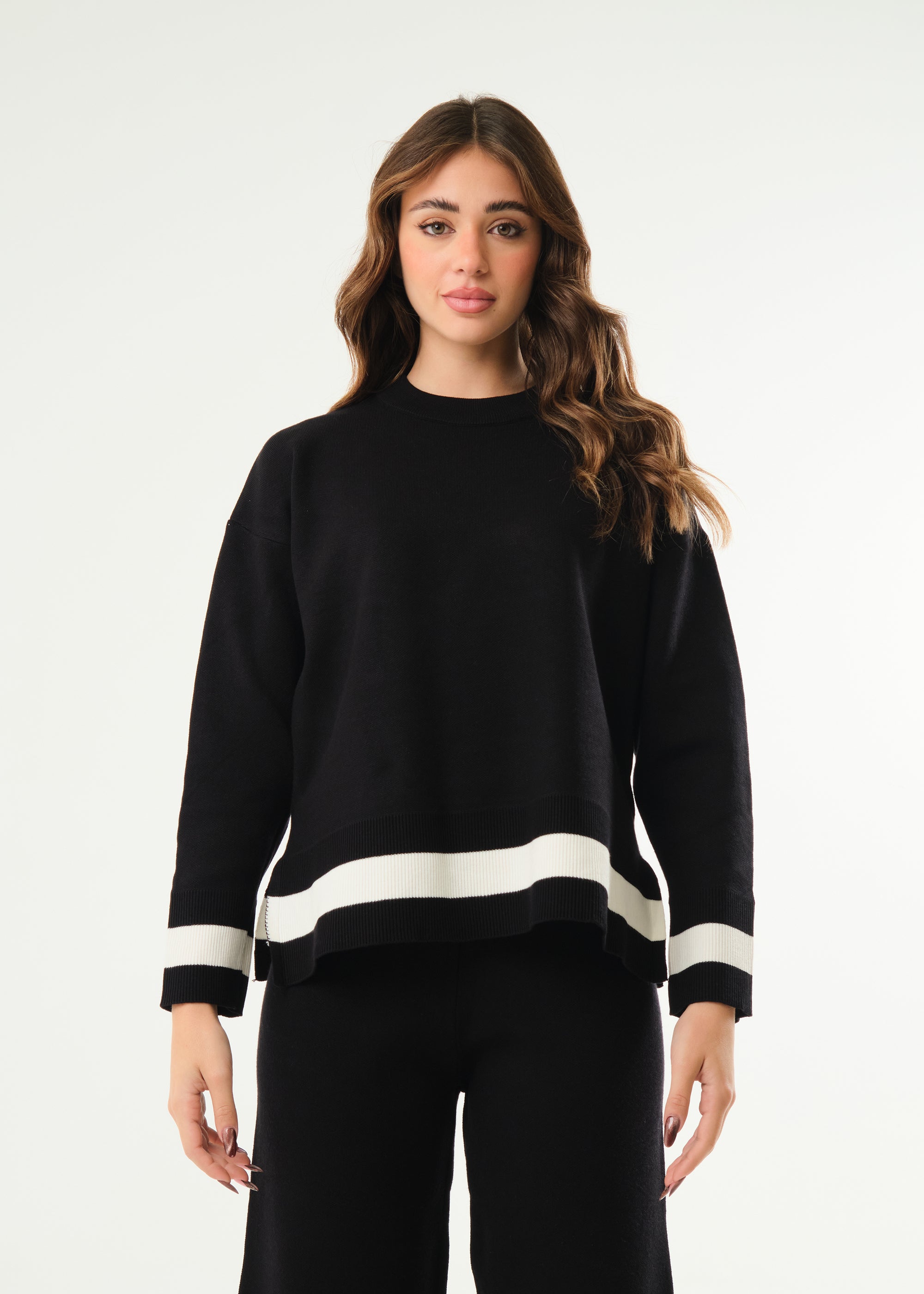 Maglia con profili a contrasto