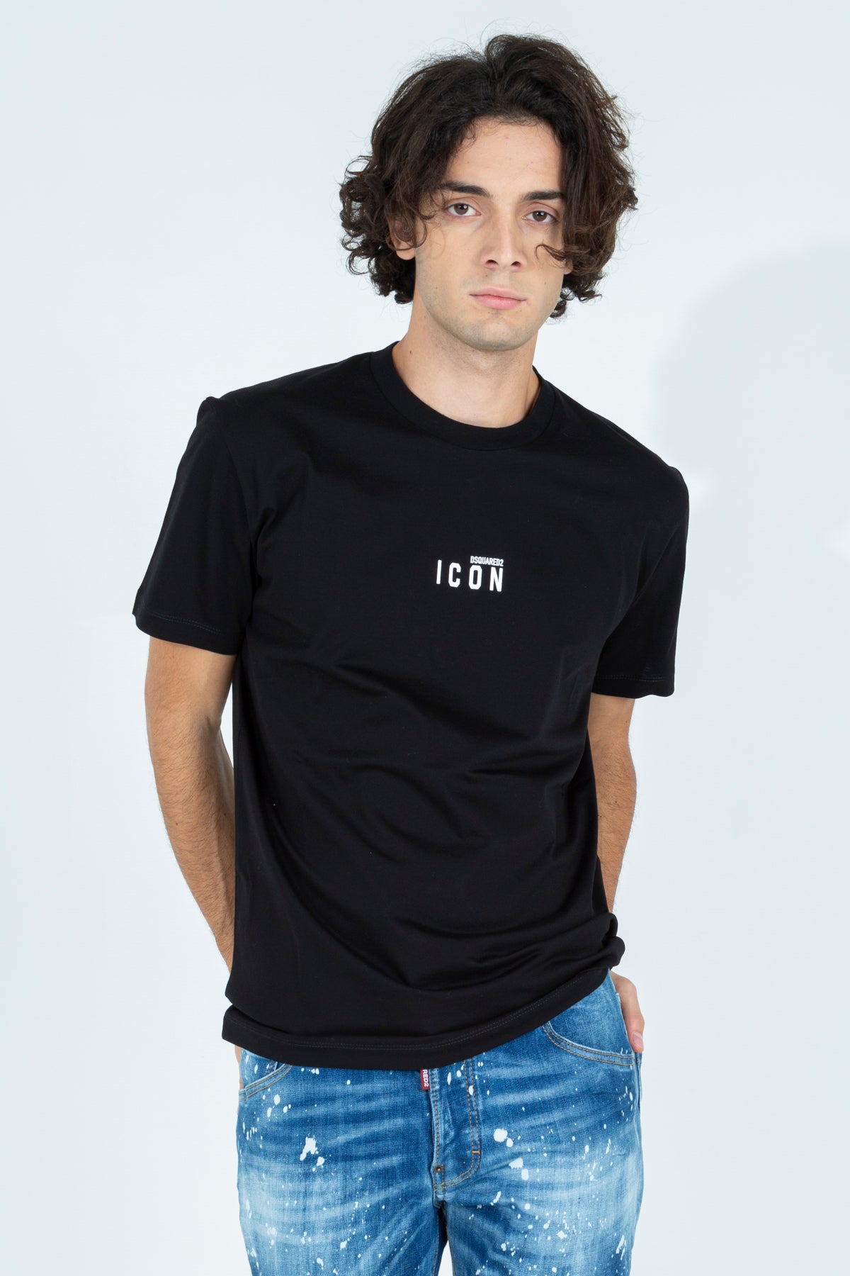 T-shirt basic con logo