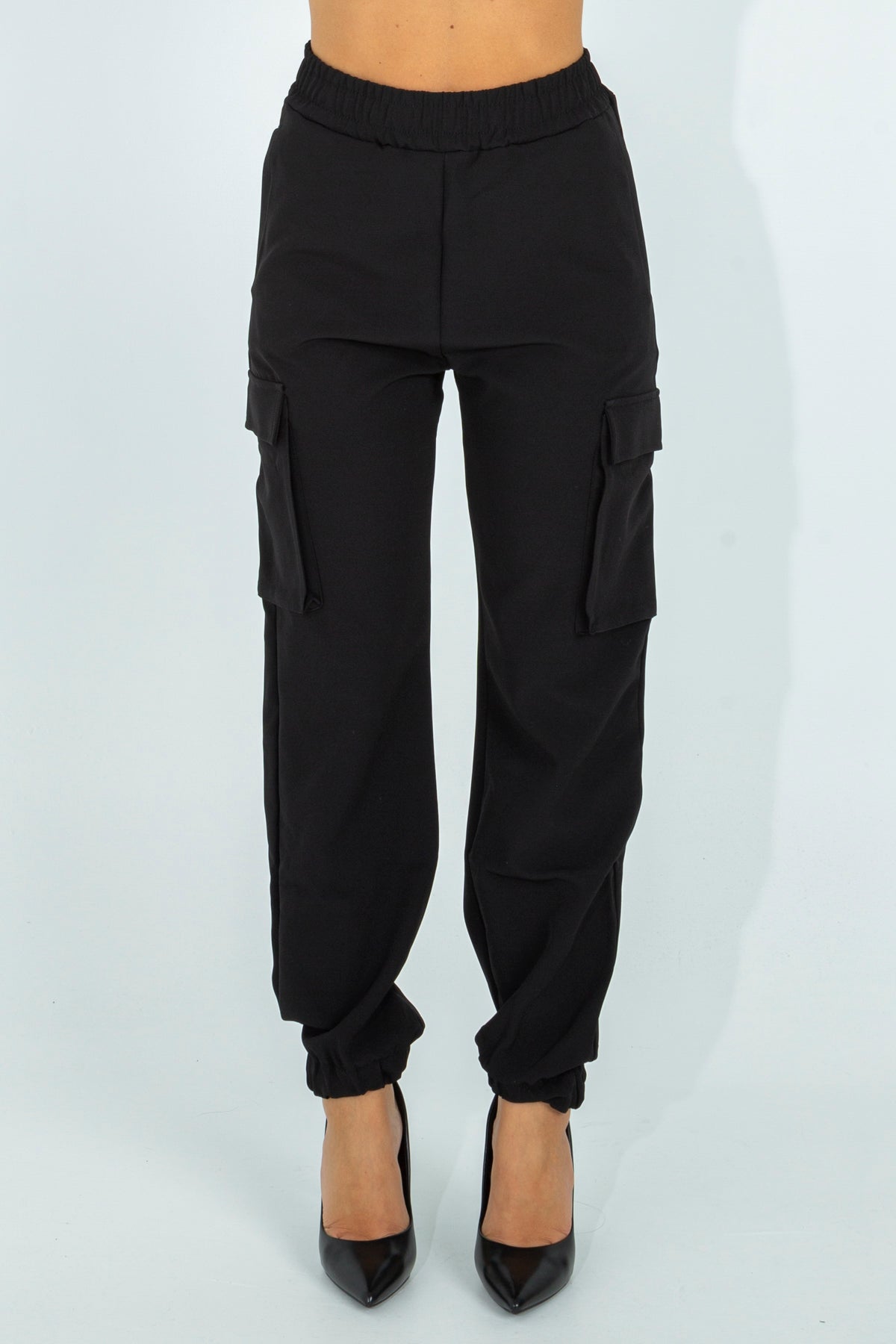 Cargo trousers in technical fabric