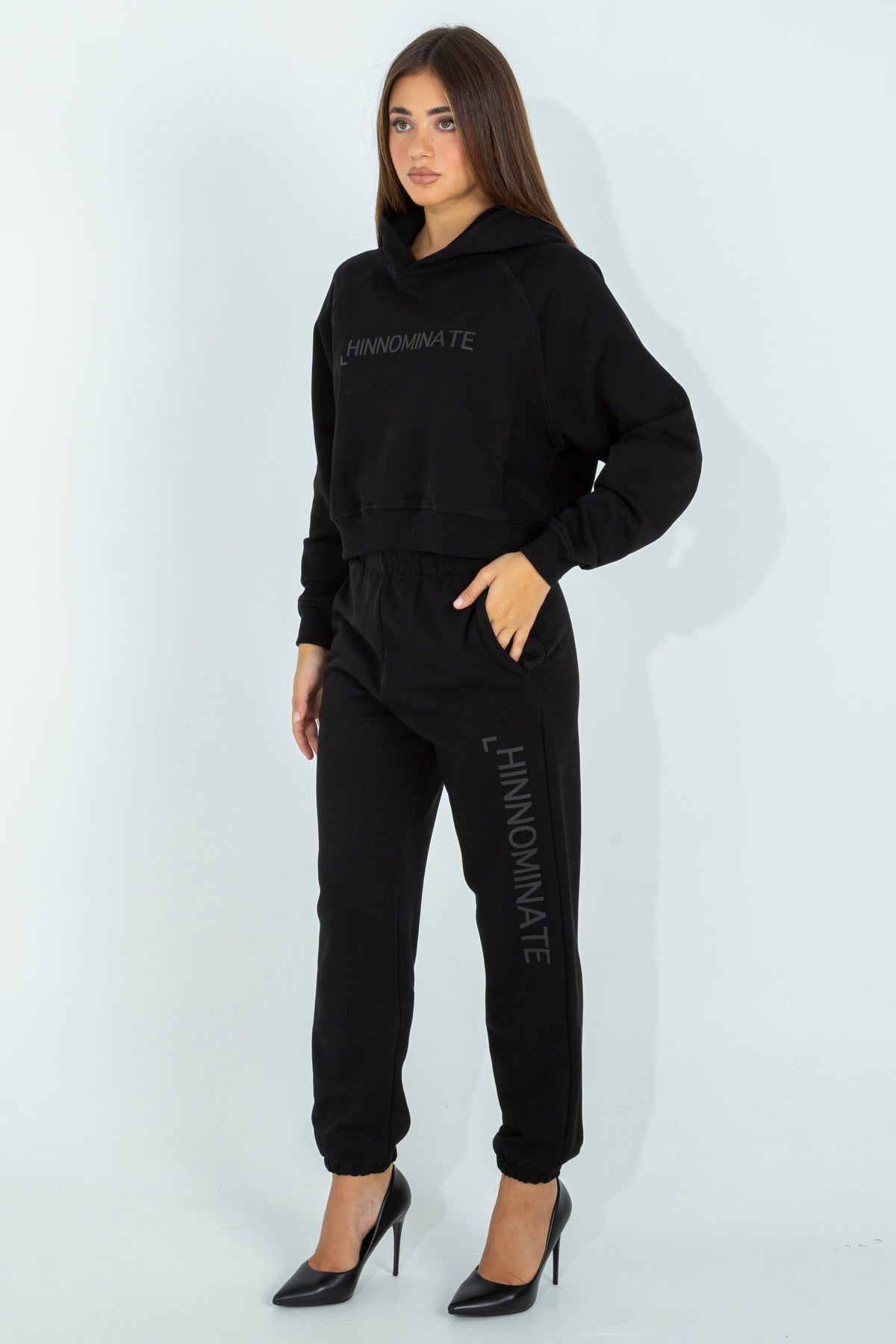 Tracksuit trousers with embroidered logo