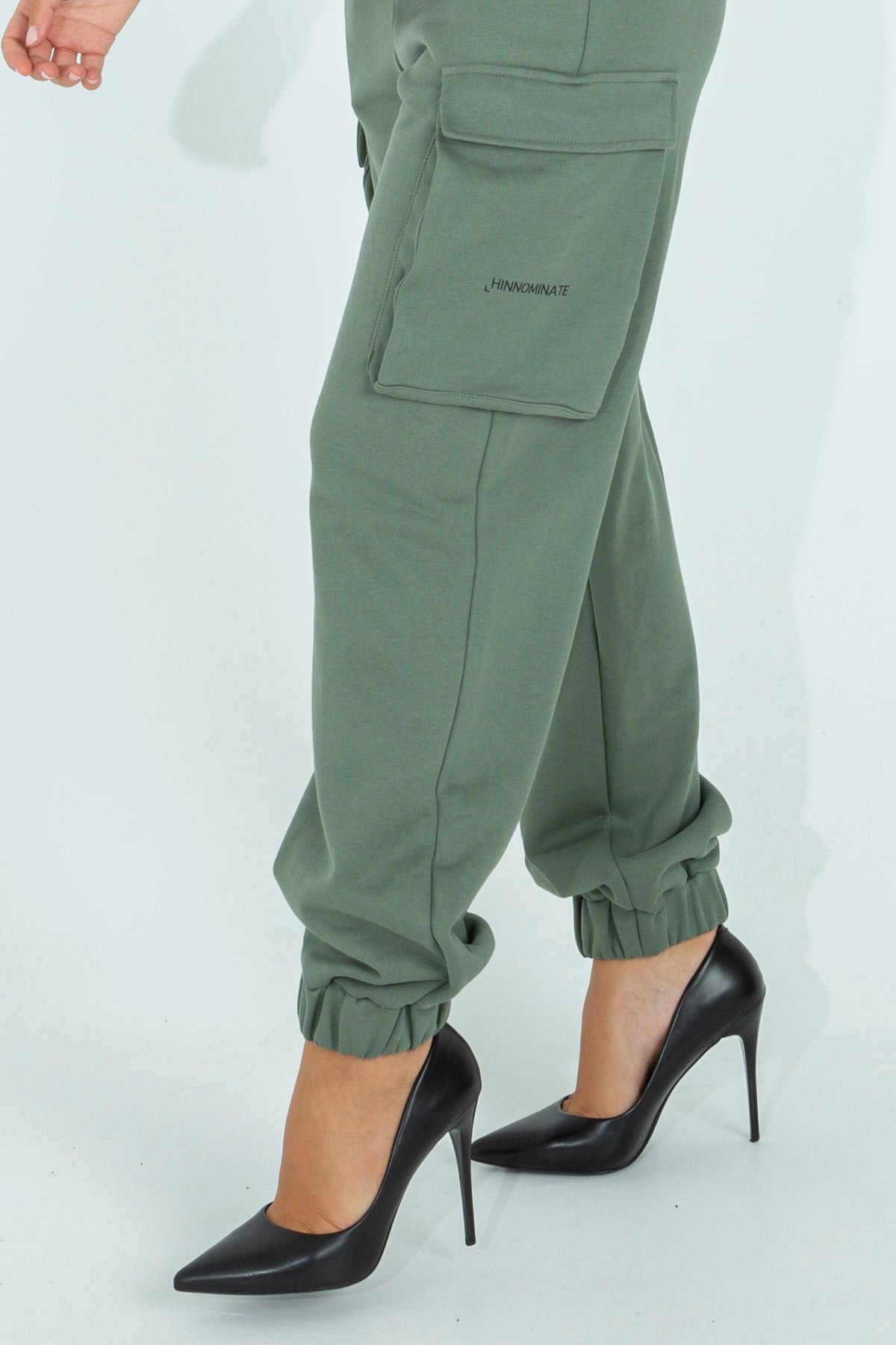 Fleece cargo pants