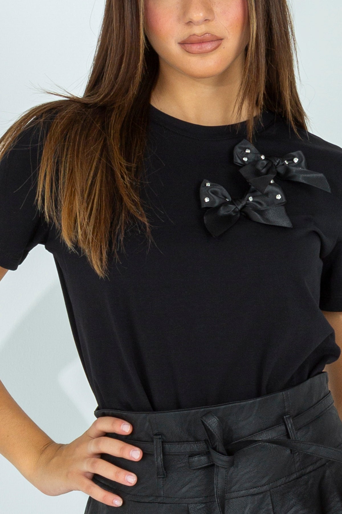 T-shirt with bows