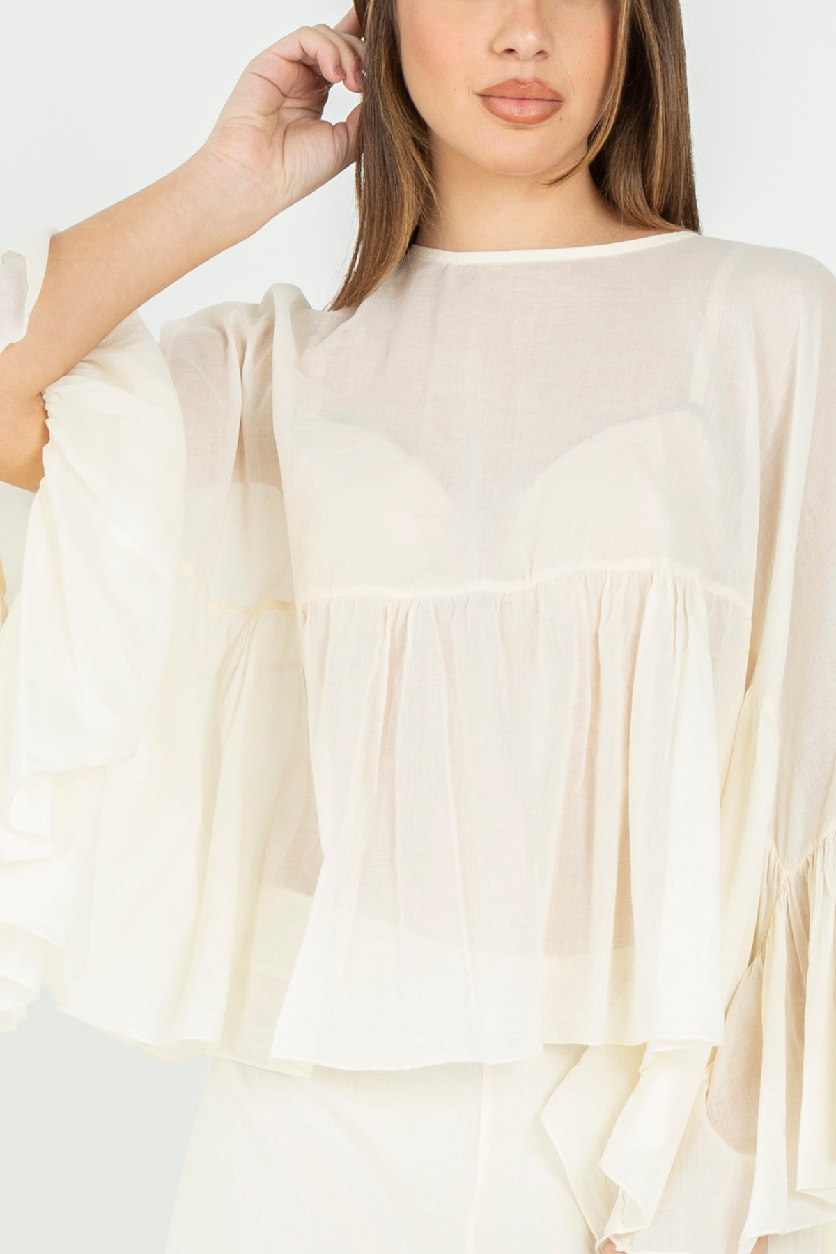 Blusa in lino con maniche ampie